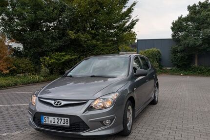 Hyundai i30 184.000 km 1.999 &euro; Osnabrück 49082