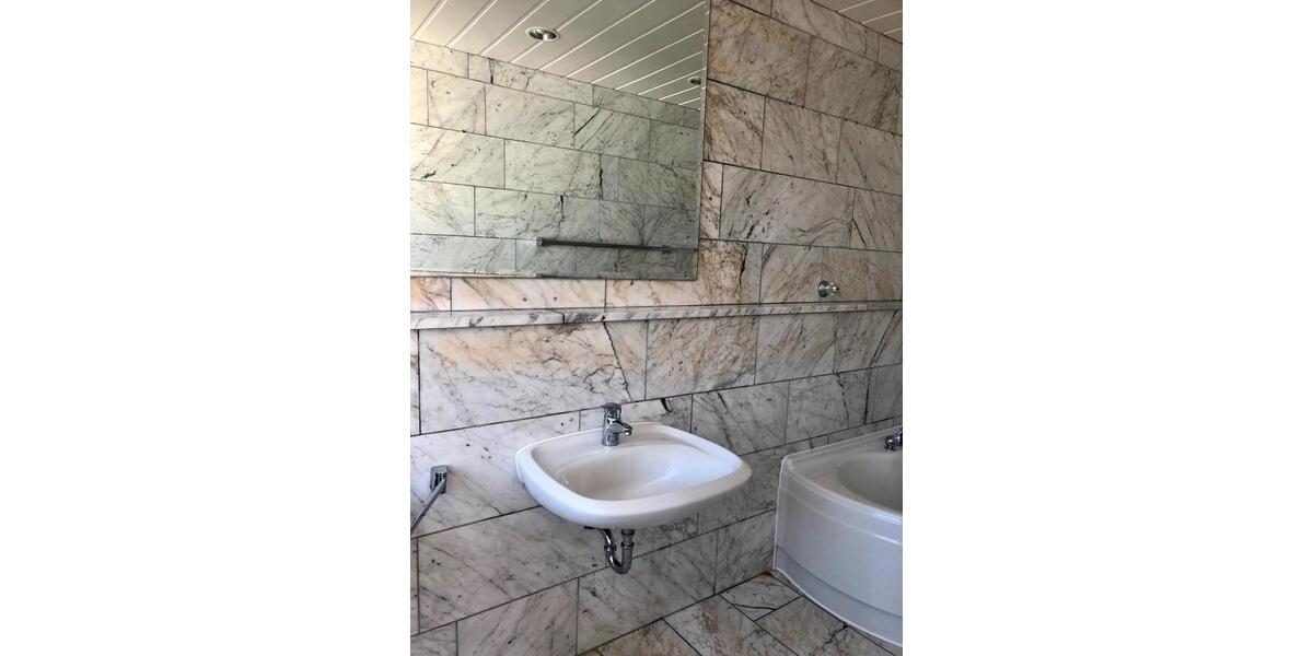 Einfamilienhaus Osnabrück - 3 Zimmer, 140 m&sup2;, 1.300&euro; | Angebot:26446975