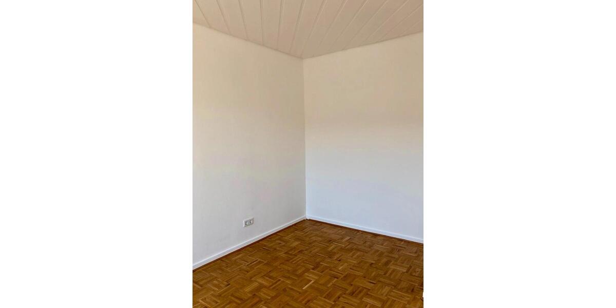 Einfamilienhaus Osnabrück - 3 Zimmer, 140 m&sup2;, 1.300&euro; | Angebot:26446975