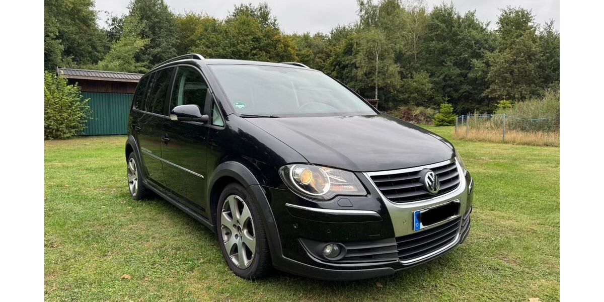 VW Touran 273.905 km 6.299 &euro; Lienen 49536
