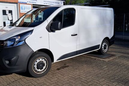 Opel Vivaro 40.000 km 14.000 &euro; Voltlage bei Osnabrück 49599