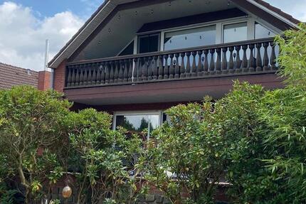 Sehr gepflegtes Zweifamilienhaus - Erdgeschoss frei ab 01.03.2026 10 zimmer