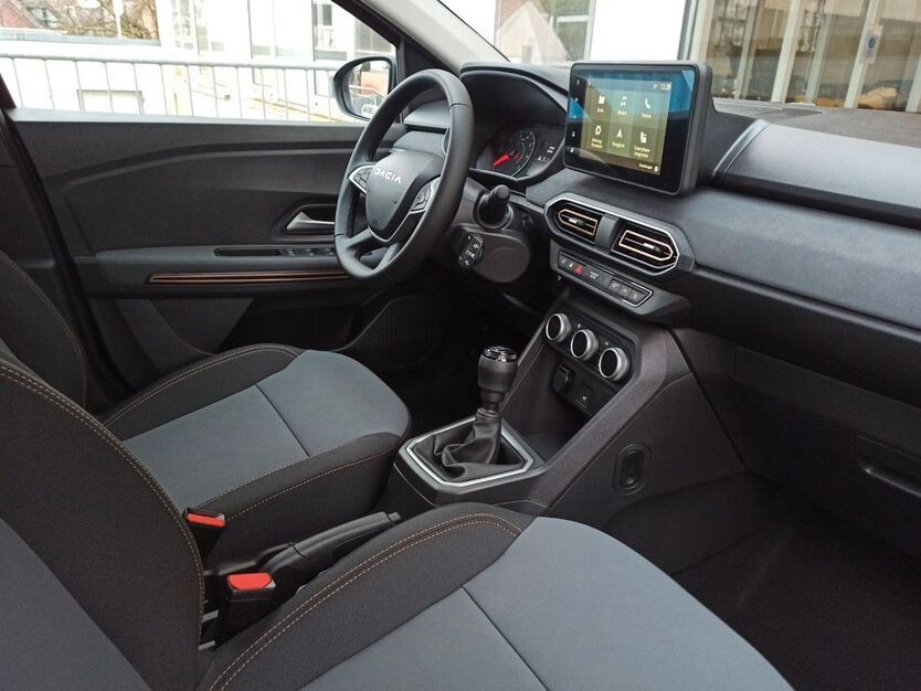 Dacia Sandero 11.201 km 13.400 € Ankum 49577