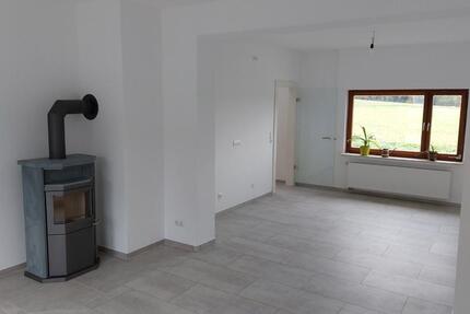 Haus Osnabrück Eversburg - 8 Zimmer, 240 m&sup2;, 1.730&euro; | Angebot:26477865