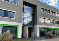 Moderne und Helle Büro- und Praxenfläche