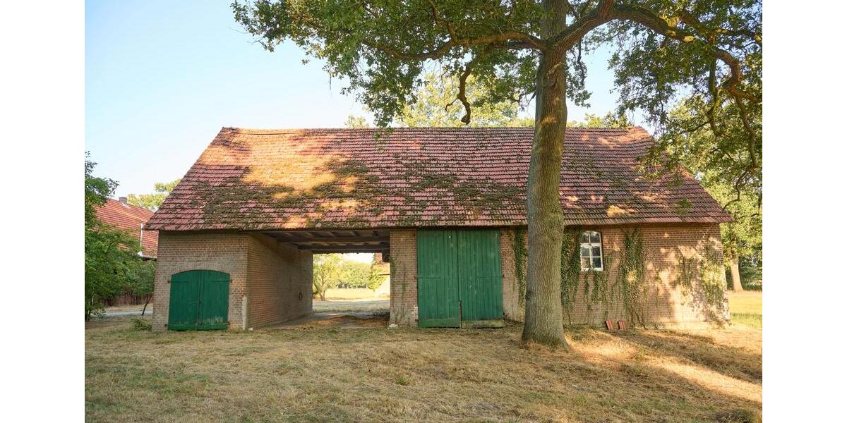 Bauernhaus, Landhaus Lienen - 6 Zimmer, 207 m&sup2;, 300.000&euro; | Angebot:27288832