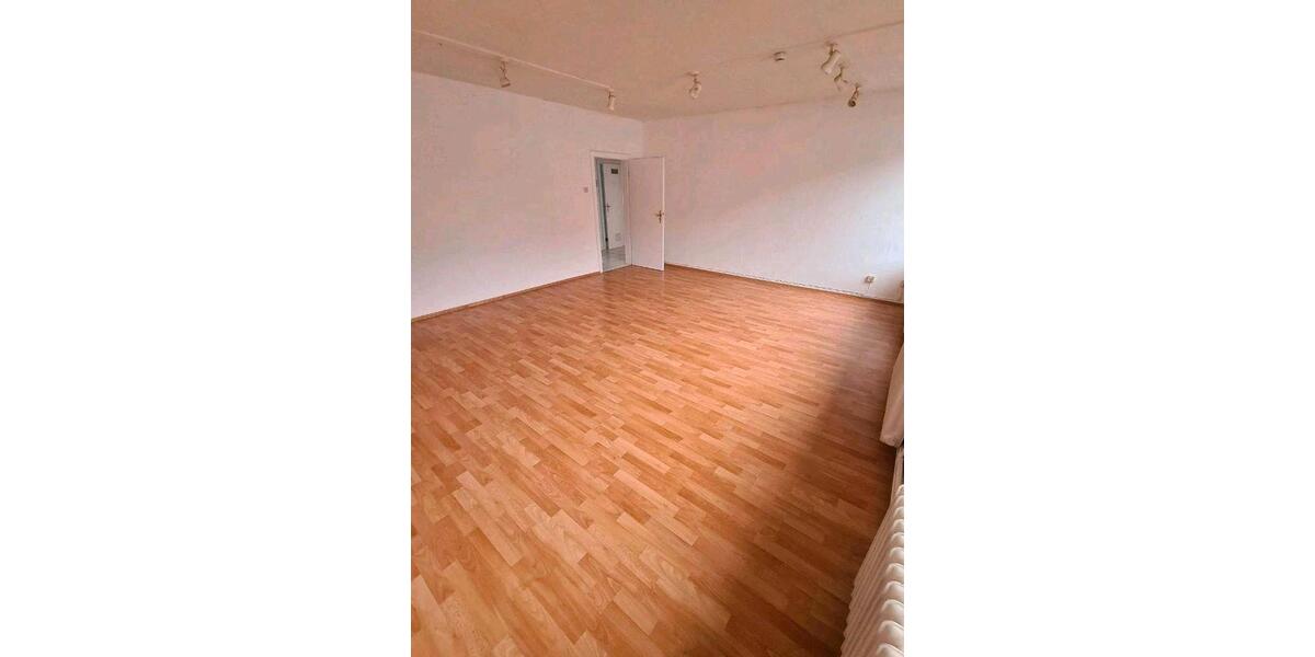 Etagenwohnung Osnabrück - 3 Zimmer, 84 m&sup2;, 750&euro; | Angebot:26665172