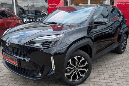 Toyota Yaris Cross 24.850 km 22.480 &euro; Mettingen 49497