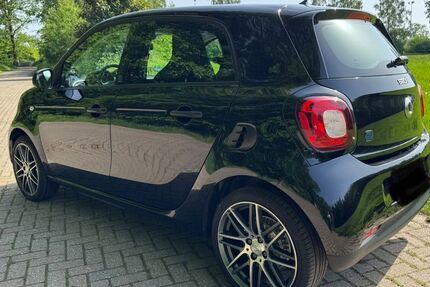 Smart ForFour 9.400 km 10.500 &euro; Osnabrück 49076