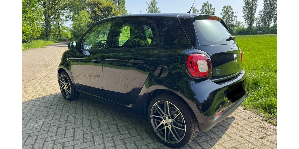Smart ForFour 9.400 km 10.500 &euro; Osnabrück 49076