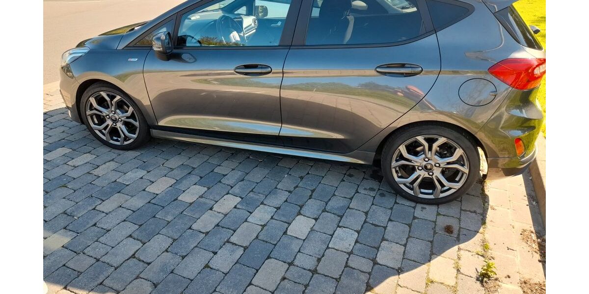 Ford Fiesta 175.000 km 8.500 &euro; Ostercappeln 49179