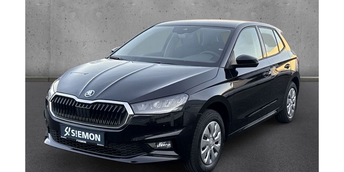 Skoda Fabia 15.484 km 23.330 &euro; Ibbenbüren 49479