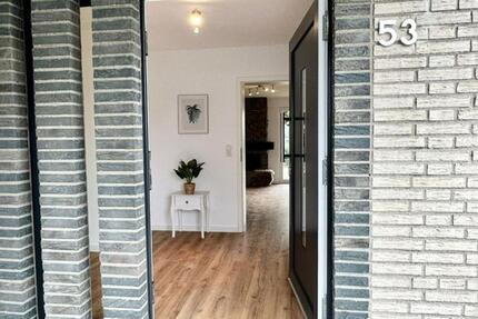 Großzügiges Einfamilienhaus - ideal als Büro- oder Praxisfläche zimmer