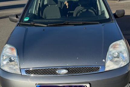 Ford Fiesta 195.000 km 1.800 &euro; Lotte 49504