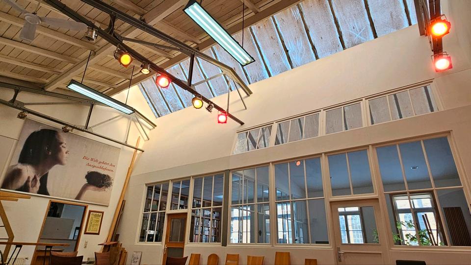 Büro, Atelier, Galerie, photoroom, coworking usw. zimmer