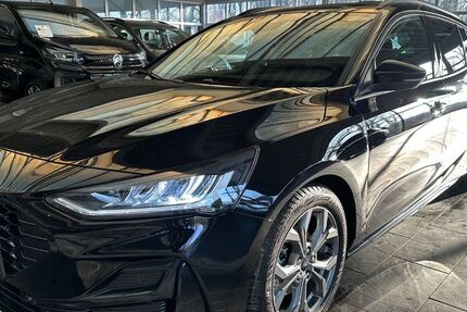 Ford Focus 24.800 km 19.599 &euro; Versmold 33775