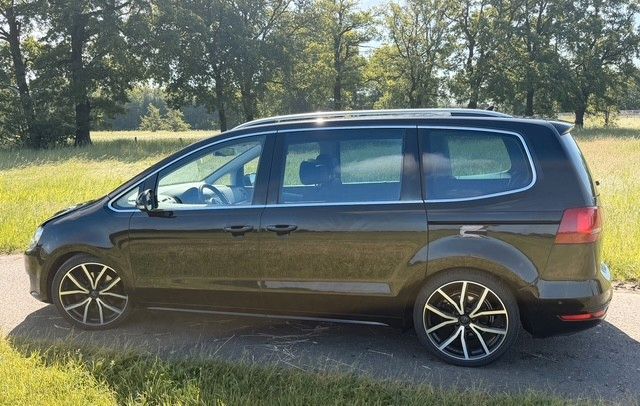 VW Sharan 262.700 km 9.999 &euro; Recke 49509