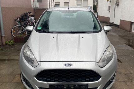 Ford Fiesta 123.000 km 6.000 &euro; osnabrück 49084