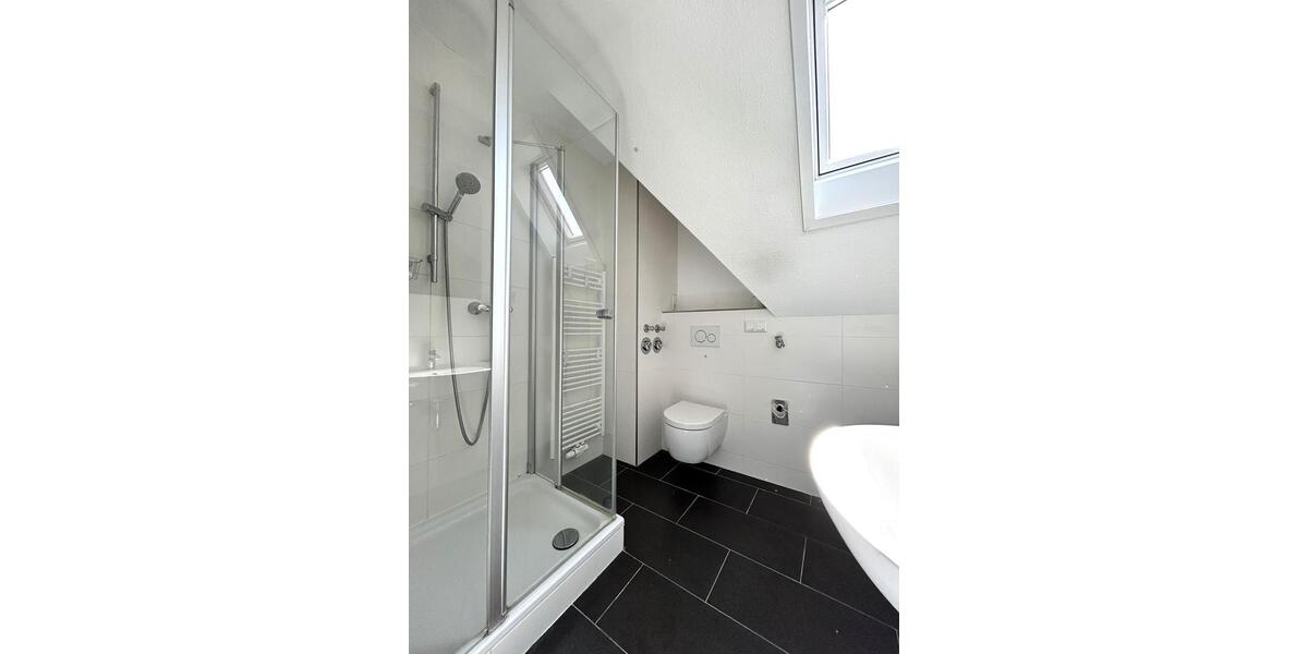 Dachgeschoßwohnung Melle - 4 Zimmer, 86 m&sup2;, 850&euro; | Angebot:26305230