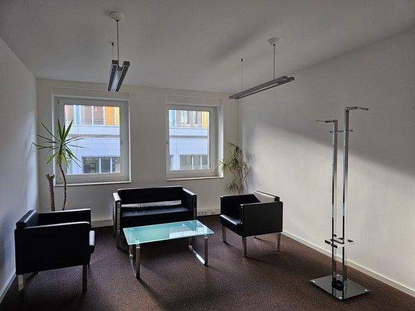 Gewerbeobjekt Osnabrück Innenstadt - 4 Zimmer, 141 m&sup2;, 1.692&euro; | Angebot:25695855