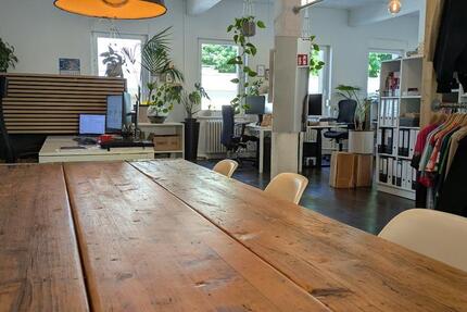 Arbeitsplatz Schreibtisch Büro Co-Working in Osnabrück zimmer