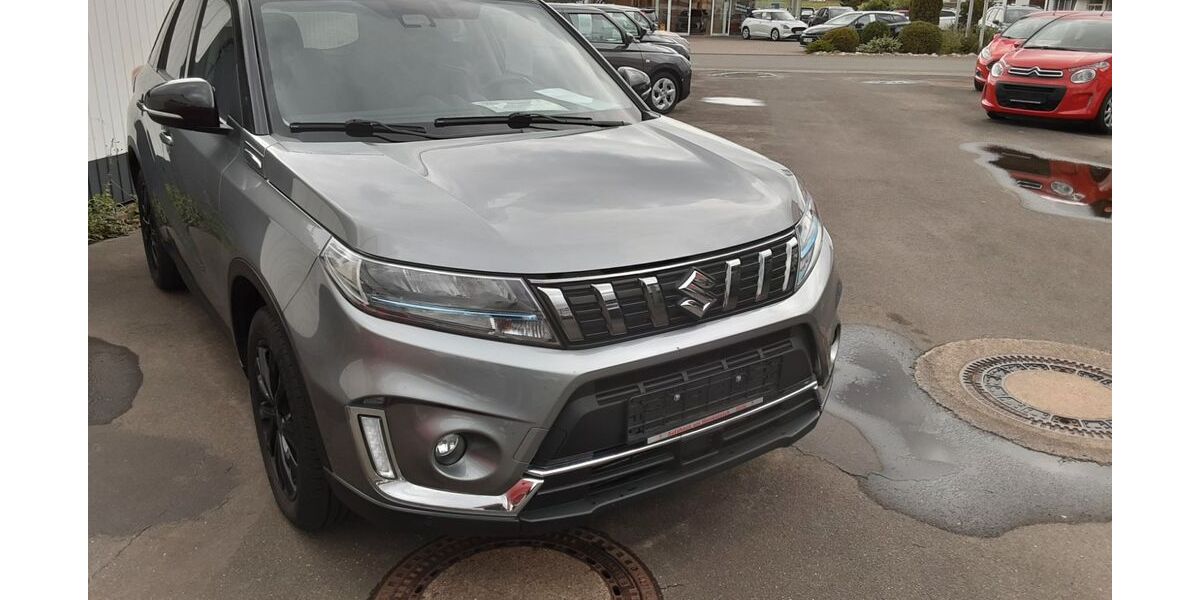 Suzuki Vitara 64.900 km 19.990 &euro; Melle 49324