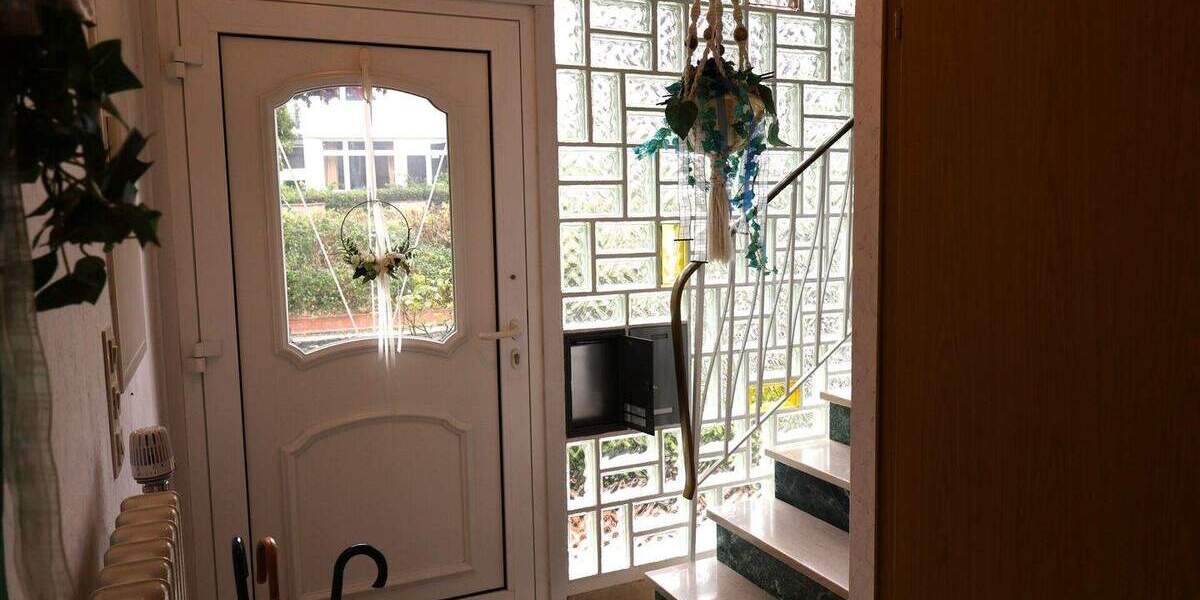 Einfamilienhaus Ibbenbüren Dickenberg - 8 Zimmer, 158 m&sup2;, 299.000&euro; | Angebot:23947231