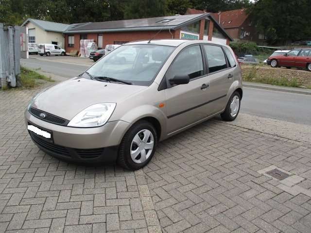 Ford Fiesta 59.000 km 2.790 € Ibbenbueren 49477