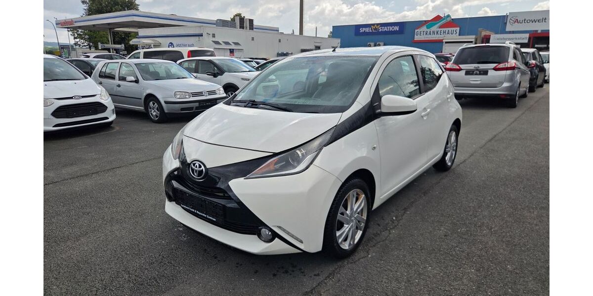 Toyota Aygo (X) 161.435 km 5.490 &euro; Melle 49324