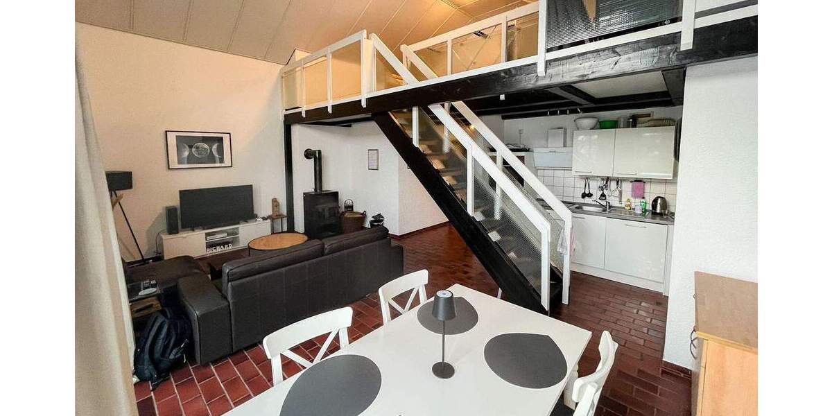 Dachgeschosswohnung mit tollen Rahmenbedingungen in zentraler Lage von Ibbenbüren! 2 zimmer