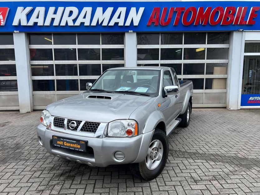 Nissan Navara 165.000 km 7.200 € Osnabrück 49090