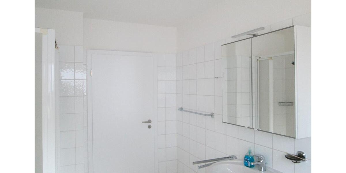 Dachgeschoßwohnung Lotte - 2 Zimmer, 69 m&sup2;, 700&euro; | Angebot:26614592