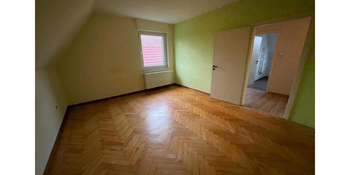 Einfamilienhaus Hasbergen - 7 Zimmer, 231 m&sup2;, 390.000&euro; | Angebot:26493033