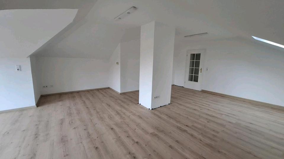 Dachgeschoßwohnung Neuenkirchen-Vörden Vörden - 2.5 Zimmer, 80 m&sup2;, 700&euro; | Angebot:26429428