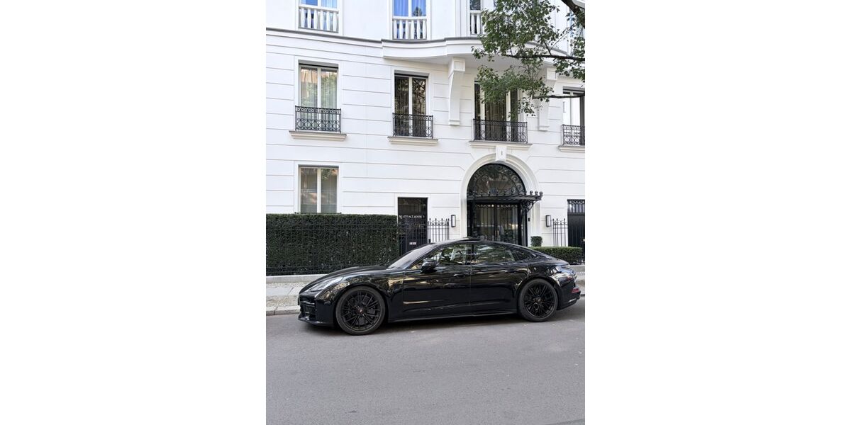 Porsche Panamera 30.500 km 185.000 &euro; Versmold 33775