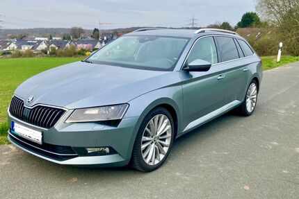 Skoda Superb 102.000 km 21.650 &euro; Osnabrück 49082