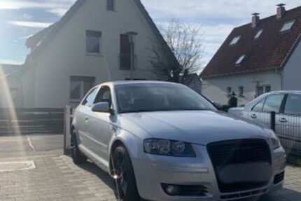 Audi A3 215.000 km 2.350 &euro; Versmold 33775