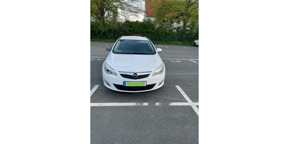 Opel Astra 153.000 km 3.850 &euro; Osnabrück 49084
