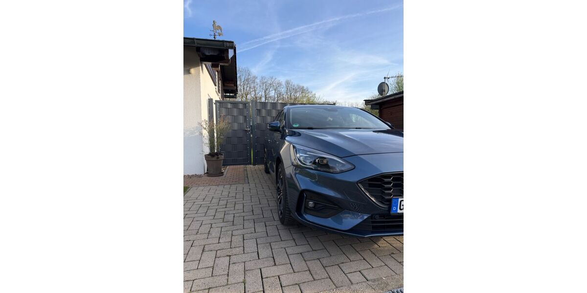 Ford Focus 34.000 km 21.500 &euro; Versmold 33775