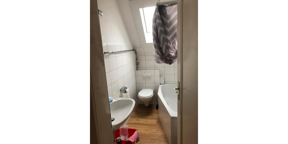 Dachgeschoßwohnung Osnabrück Eversburg - 3 Zimmer, 68 m&sup2;, 600&euro; | Angebot:26676499