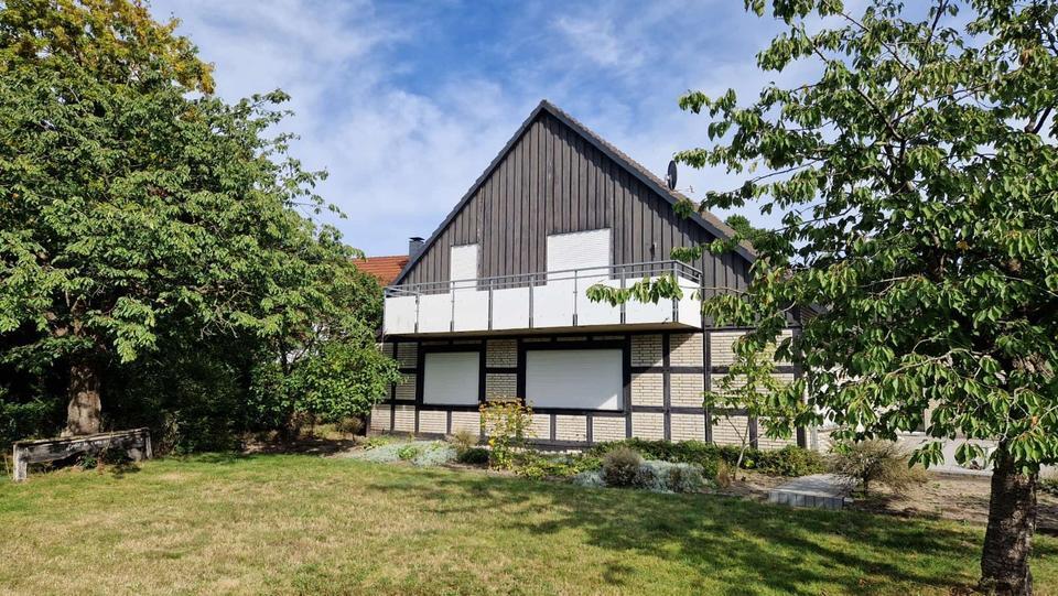großes Einfamilienhaus mit Garten zu vermieten