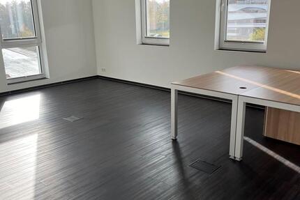 Im Hafenviertel- Moderne Büroräume zimmer