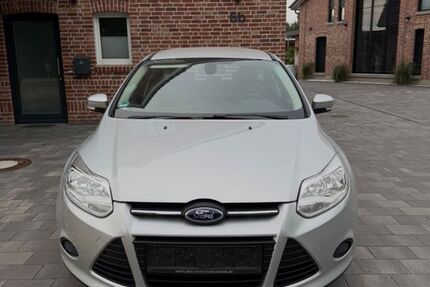 Ford Focus 169.000 km 4.699 &euro; Osnabrück 49078