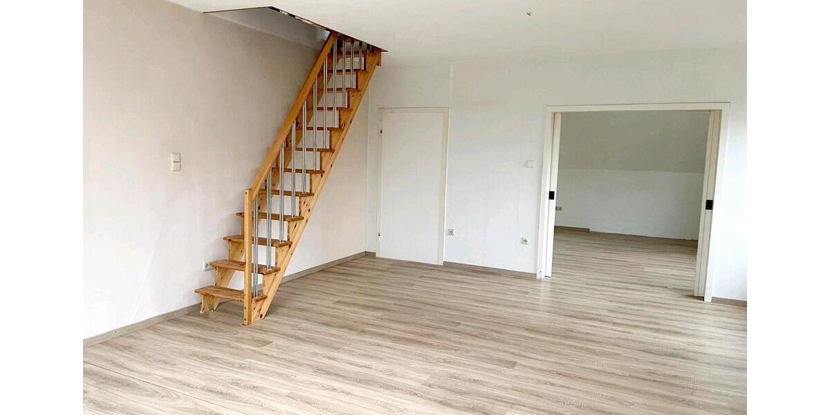 Einfamilienhaus Hasbergen - 7 Zimmer, 231 m&sup2;, 390.000&euro; | Angebot:26493033