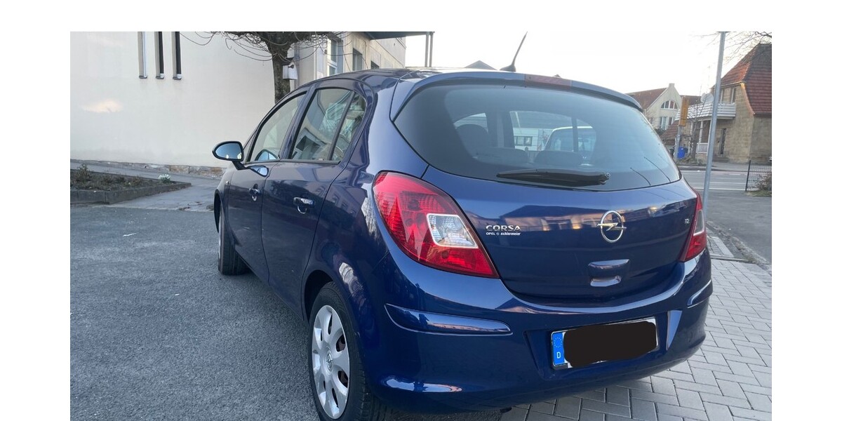 Opel Corsa 122.182 km 2.200 &euro; Ibbenbüren 49477