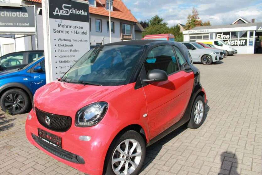 Smart forTwo 61.800 km 8.799 € Hagen 49170