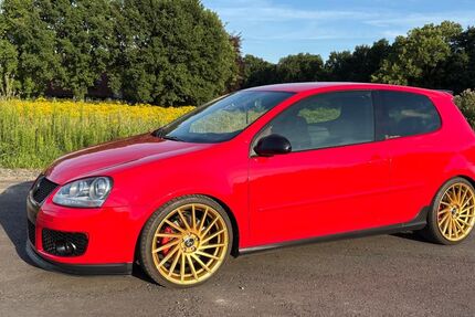 VW Golf 218.000 km 7.799 &euro; Lengerich 49525