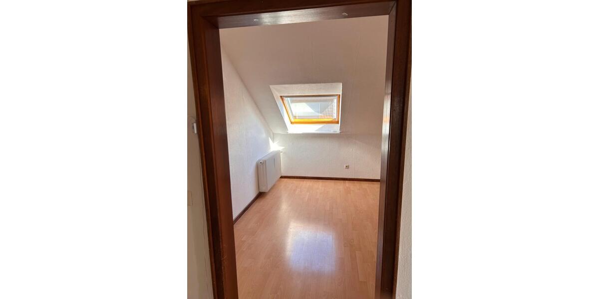 Dachgeschoßwohnung Hagen am Teutoburger Wald - 4 Zimmer, 72 m&sup2;, 510&euro; | Angebot:26083145