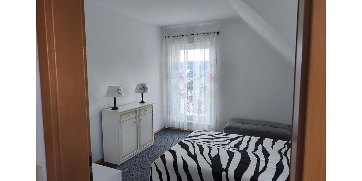 Einfamilienhaus Neuenkirchen - 8 Zimmer, 145 m&sup2;, 350.000&euro; | Angebot:26871681
