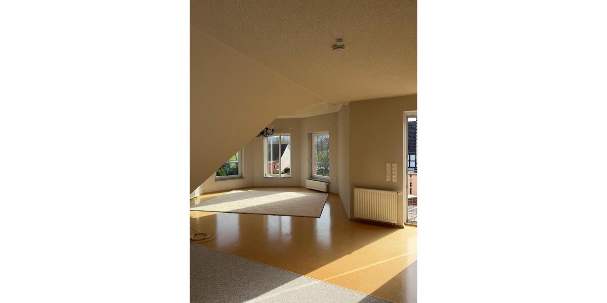 Dachgeschoßwohnung Bad Essen - 3 Zimmer, 100 m&sup2;, 1.080&euro; | Angebot:25423550